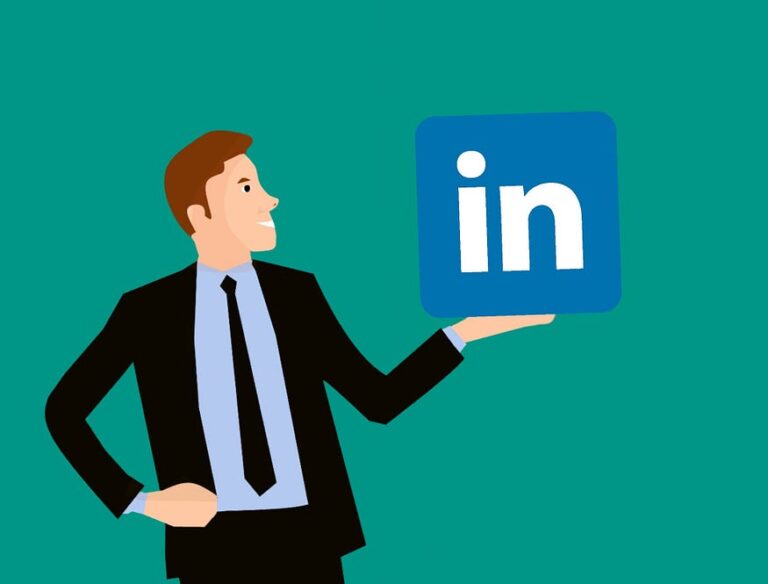 Boost your LinkedIn growth with PhantomBuster: your ultimate automation solution